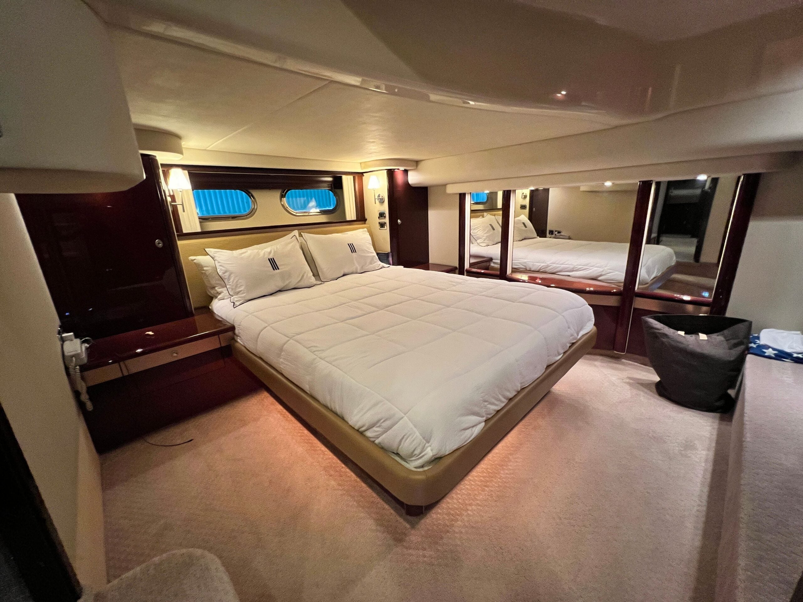 Sea Ray 58 Sedan Bridge