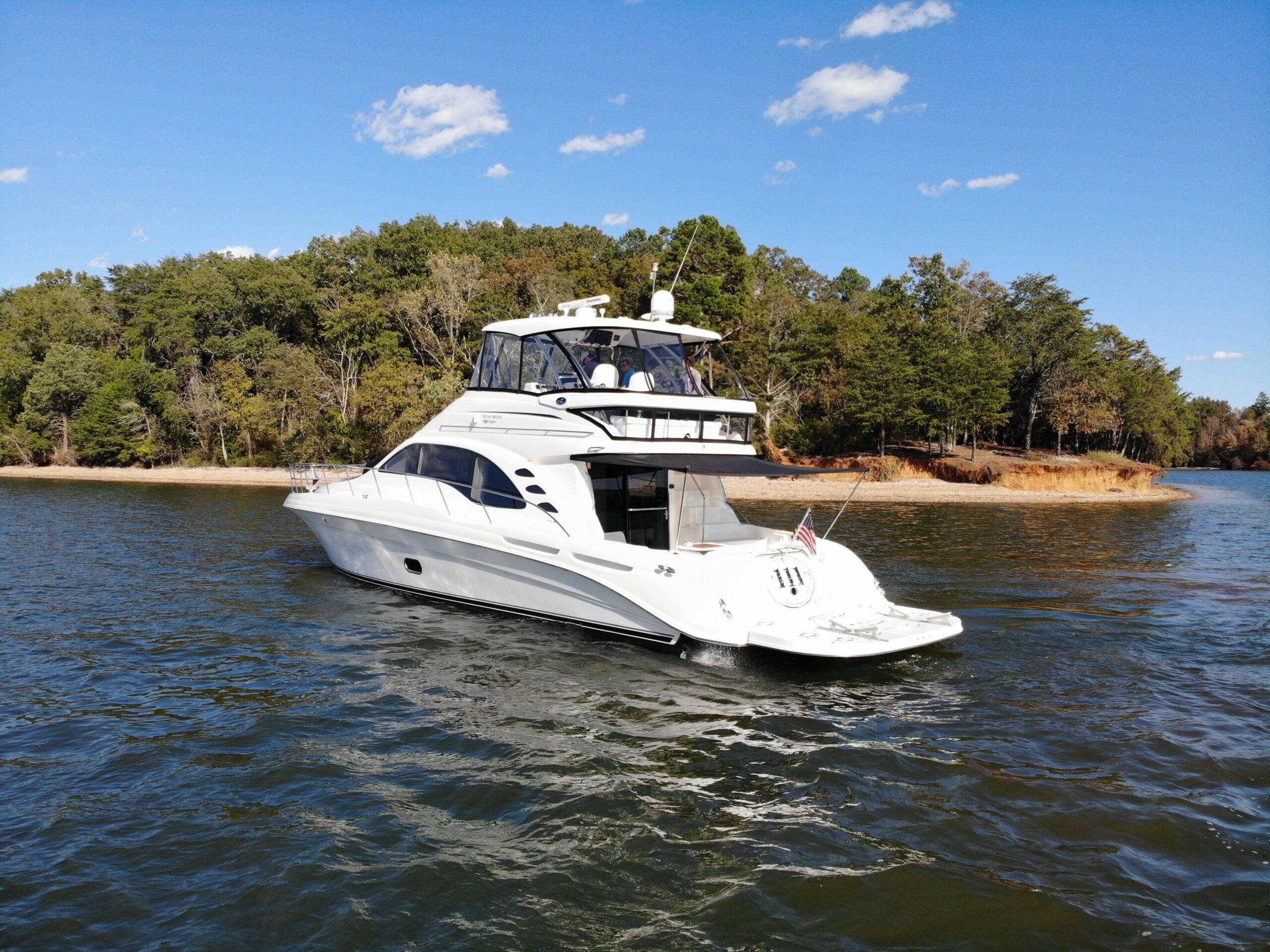 Sea Ray 58 Sedan Bridge