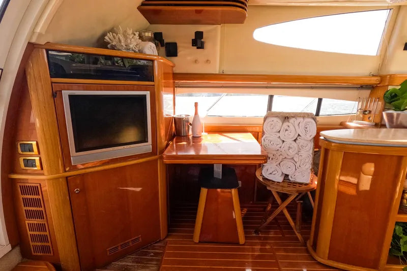 2004 Sealine 47