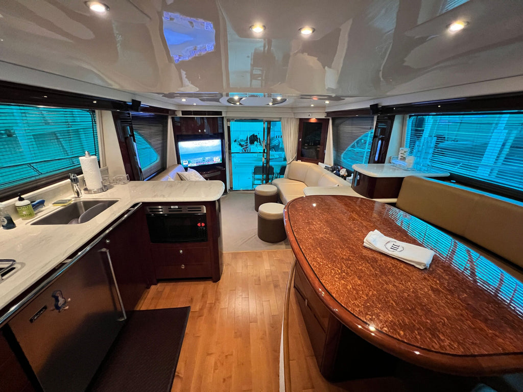 Sea Ray 58 Sedan Bridge